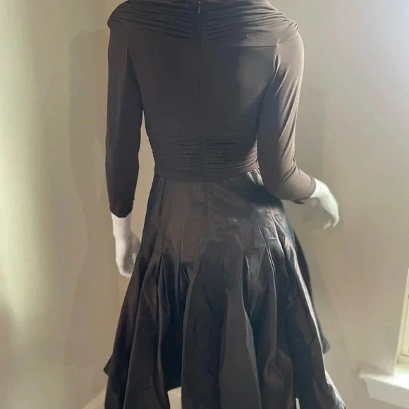 Tadashi Shoji Collection Brown Formal Fit and Flare Dress. Size 4 - Picture 11 of 15